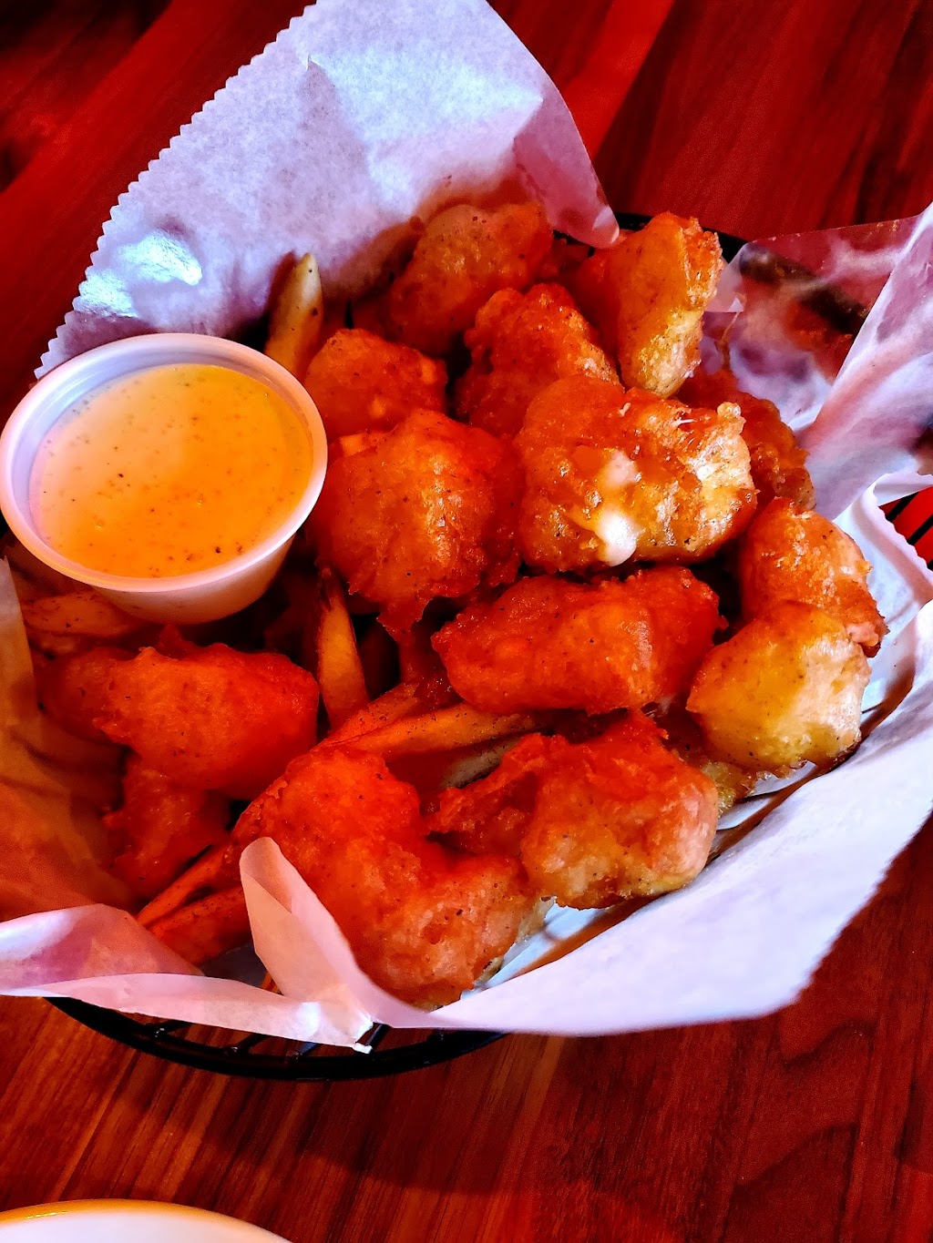 Uncle Buck’s on 3rd | restaurant | 1125 N Old World 3rd St, Milwaukee, WI 53203, USA | 4149880355 OR +1 414-988-0355