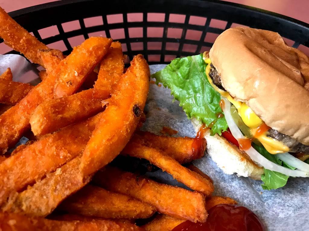 Riverside Restaurant | restaurant | 29250 Lake Lindsey Rd, Nobleton, FL 34661, USA | 3527968222 OR +1 352-796-8222