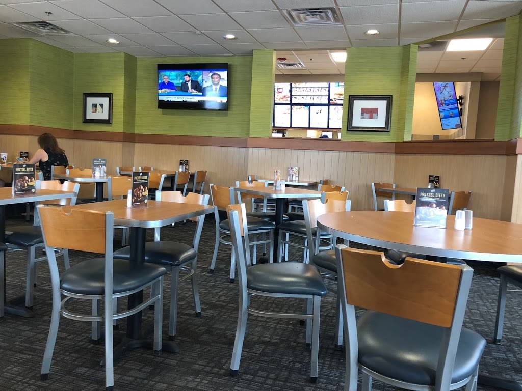 Culvers | restaurant | 4635 Hoffman Blvd, Hoffman Estates, IL 60192, USA | 8475515272 OR +1 847-551-5272