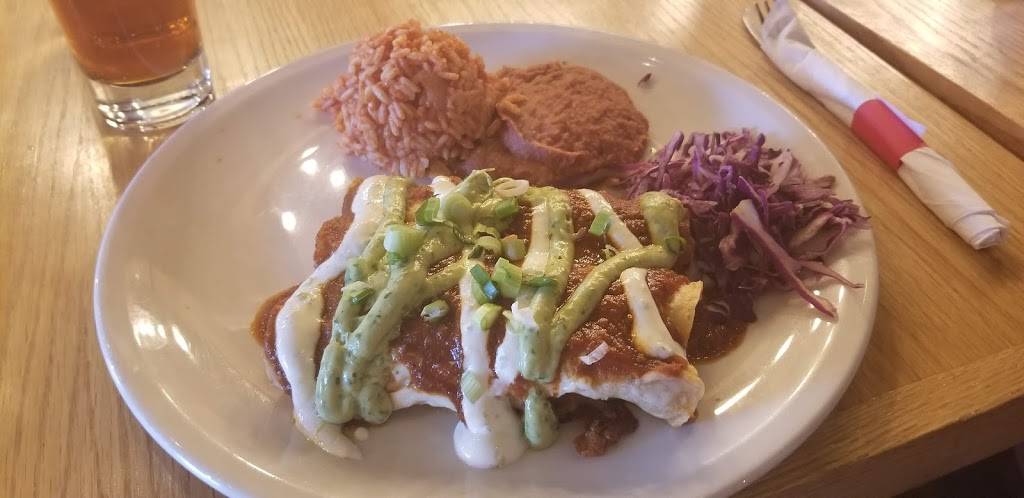 Mexicali Rosas | restaurant | 250 Centrum Blvd unit 112, Orléans, ON K1E 3J1, Canada | 6138241722 OR +1 613-824-1722