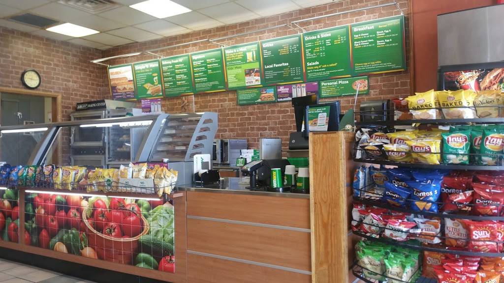 Subway | restaurant | 4710 University Dr NW, Huntsville, AL 35816, USA | 2568377827 OR +1 256-837-7827