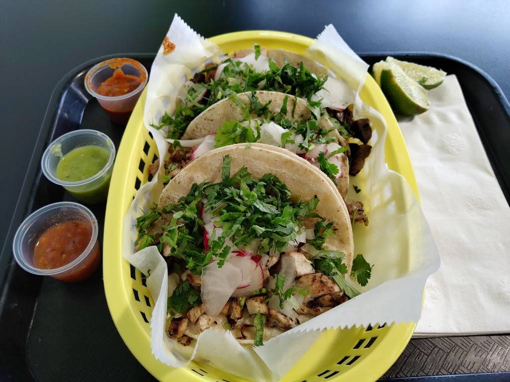 Bymore Taqueria | restaurant | 870 Payne Ave, St Paul, MN 55130, USA | 6517747109 OR +1 651-774-7109