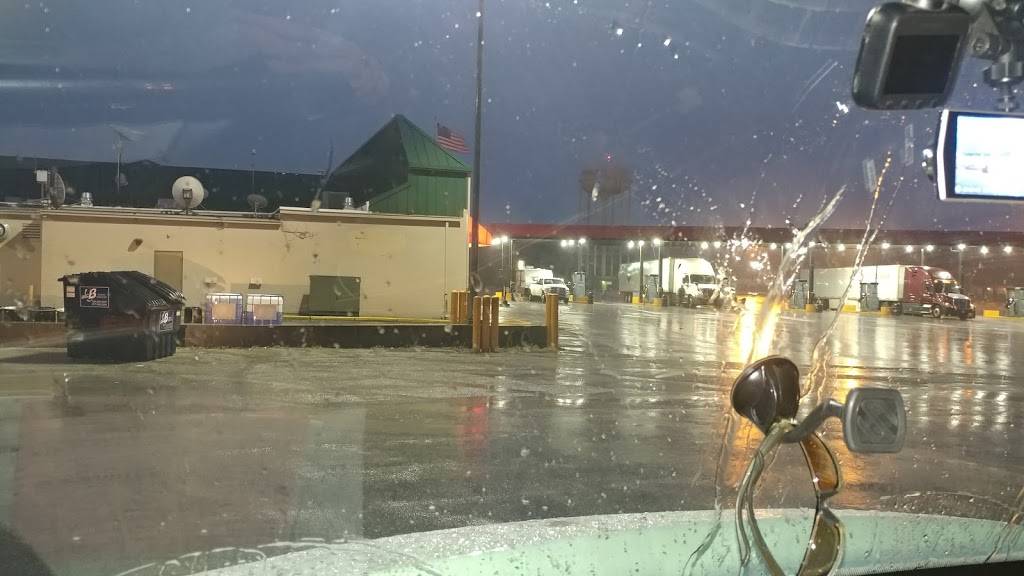 Pilot Travel Center | restaurant | 15876 W Commerce Rd, Daleville, IN 47334, USA | 7653780246 OR +1 765-378-0246