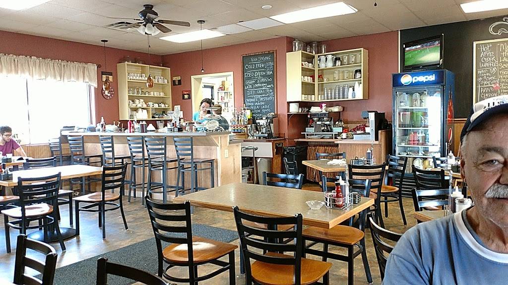 Savorys | restaurant | 5564 Camp Rd, Hamburg, NY 14075, USA | 7166480044 OR +1 716-648-0044