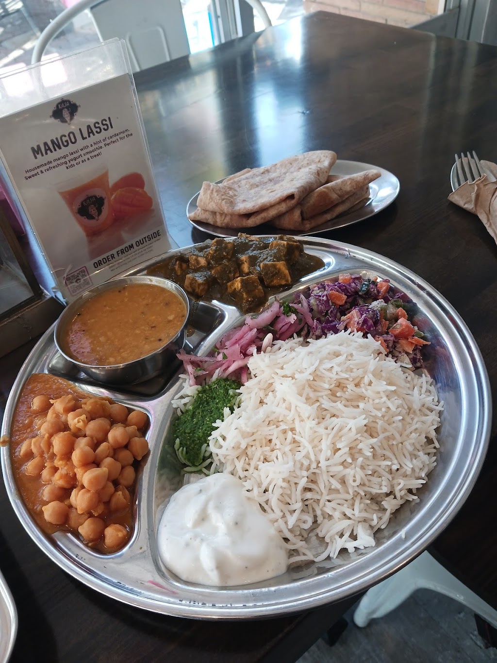 Kasa Indian Eatery | restaurant | 2086 Broadway, Redwood City, CA 94063, USA | 6503624599 OR +1 650-362-4599