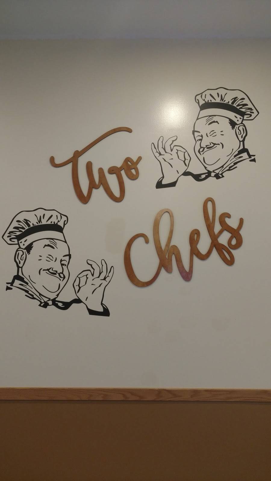 Two Chefs Catering & Coffee House | restaurant | 2405 Brodhead Rd, Aliquippa, PA 15001, USA | 7242030284 OR +1 724-203-0284