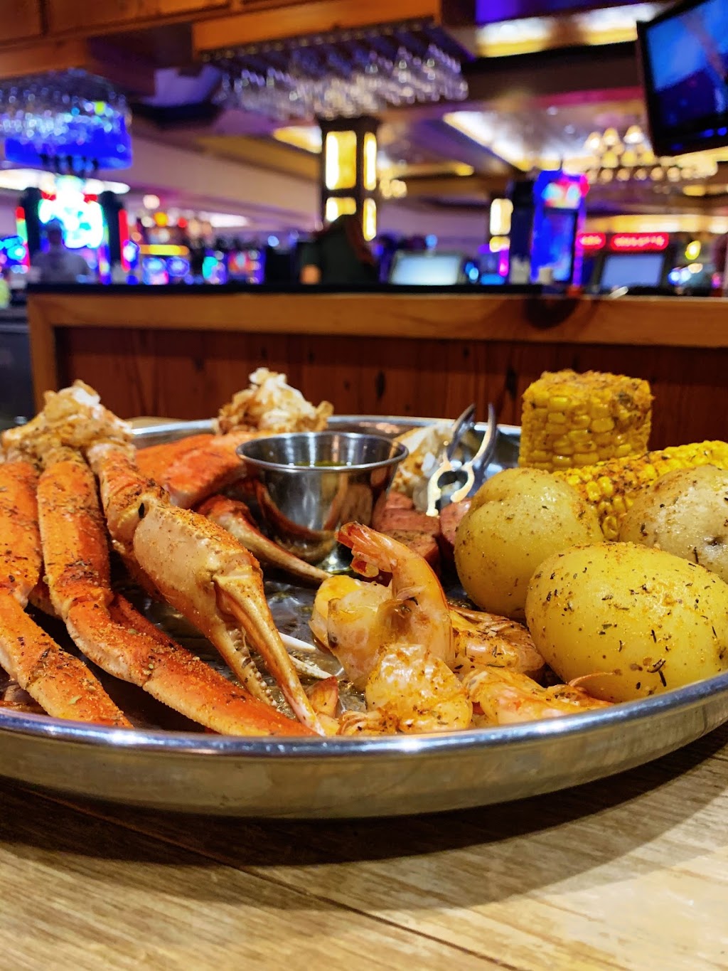 Firesides | restaurant | 4000 W Comanche St, Dodge City, KS 67801, USA | 6206827777 OR +1 620-682-7777