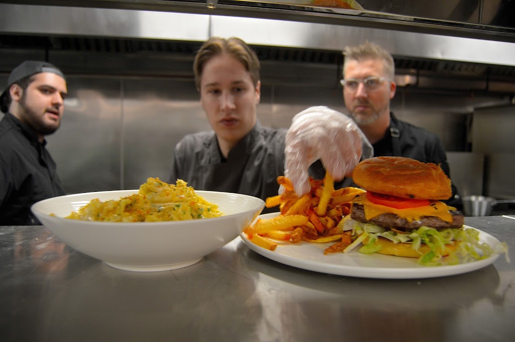 Union & Main | restaurant | 455 Main St, East Greenwich, RI 02818, USA | 4012891191 OR +1 401-289-1191