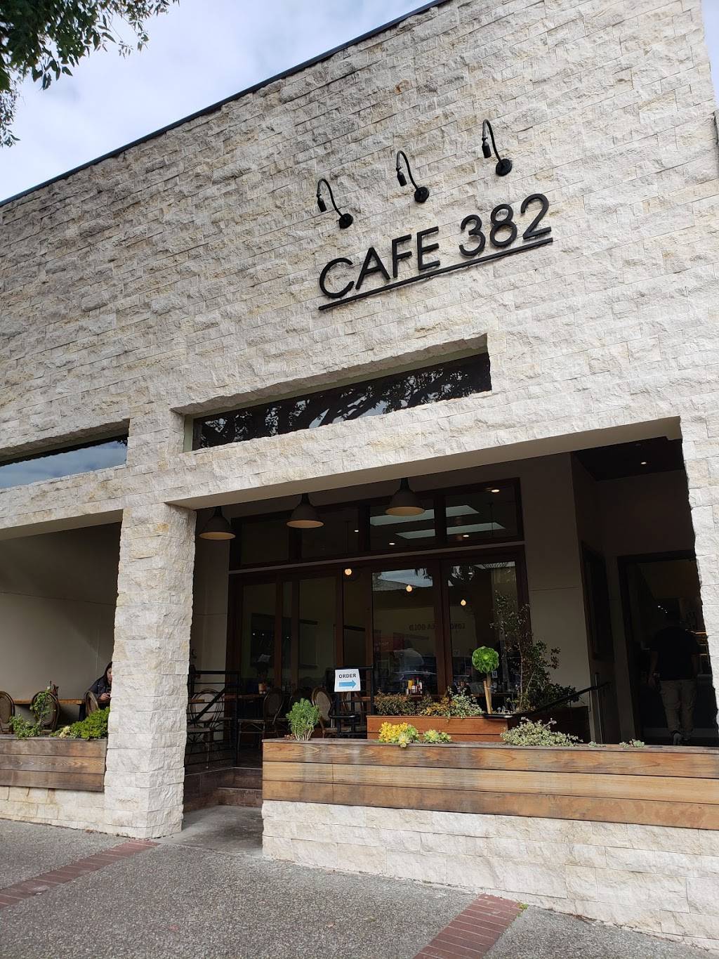 Cafe 382 | restaurant | 382 Grand Ave, South San Francisco, CA 94080, USA | 6507631640 OR +1 650-763-1640