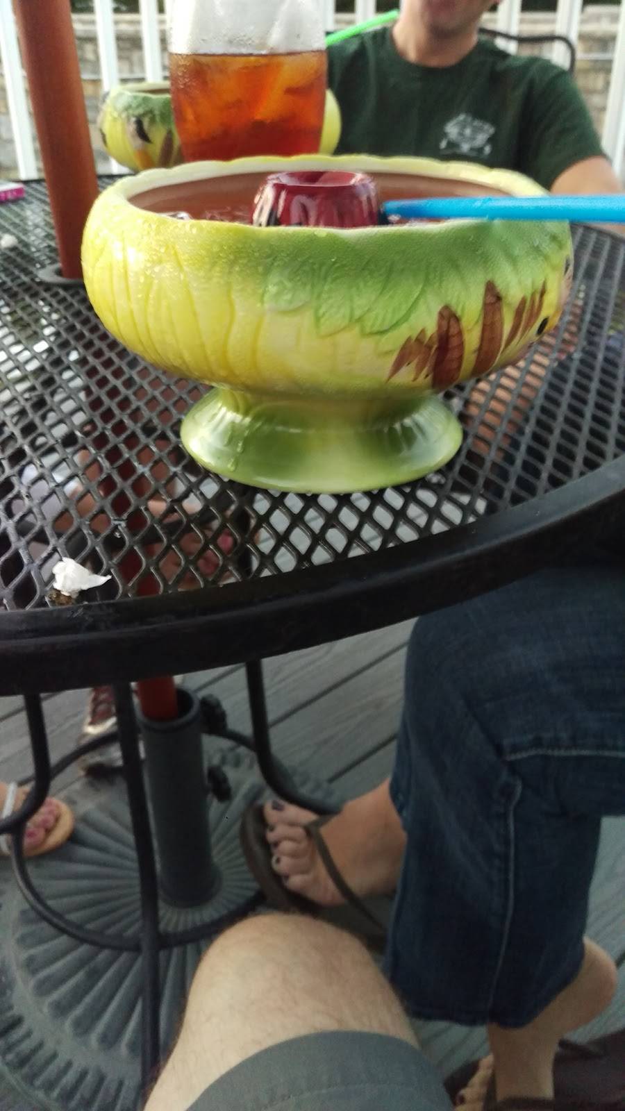 Thai Royal Restaurant & Bar | restaurant | 98 Pascoag Main St, Pascoag, RI 02859, USA | 4015677600 OR +1 401-567-7600