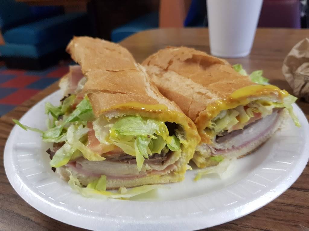 Three Guys Subs & Pies | restaurant | 2903 4th Ave, Conway, SC 29527, USA | 8432488004 OR +1 843-248-8004