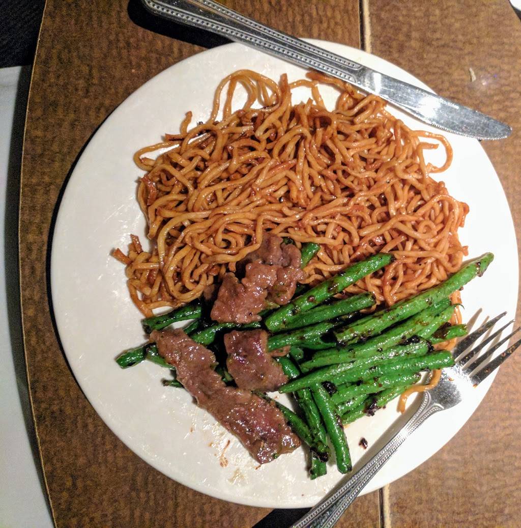 Dave Wongs Restaurant | meal takeaway | 2828 W March Ln, Stockton, CA 95207, USA | 2099514152 OR +1 209-951-4152