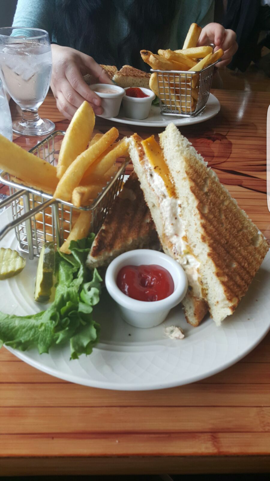 Terra Fresca Restaurant | restaurant | 2 College Nine Road, Santa Cruz, CA 95064, USA | 8315028563 OR +1 831-502-8563