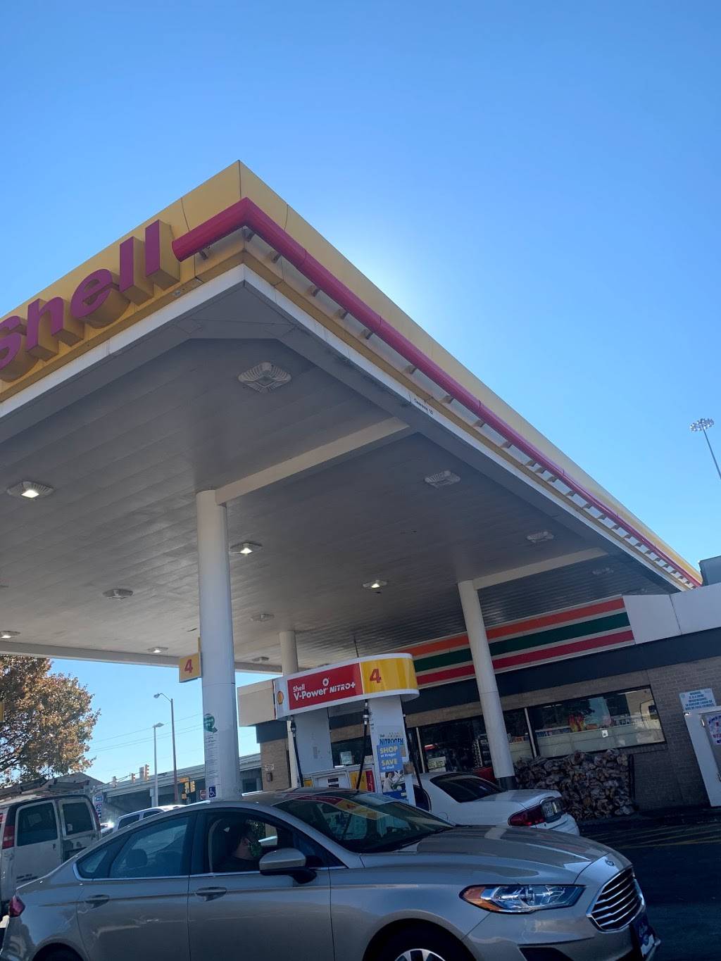 7-Eleven | bakery | 4600 SW Loop 820, Fort Worth, TX 76109, USA | 8177328062 OR +1 817-732-8062