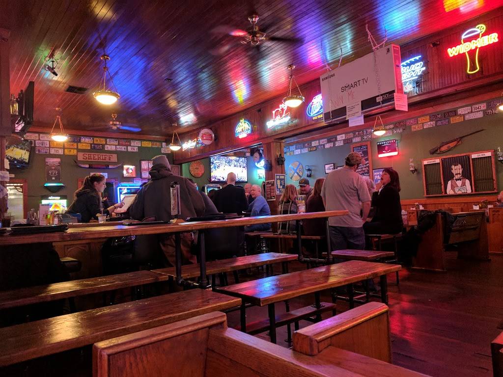 Broadway Saloon | restaurant | 12434 SW Broadway St, Beaverton, OR 97005, USA | 5036417474 OR +1 503-641-7474