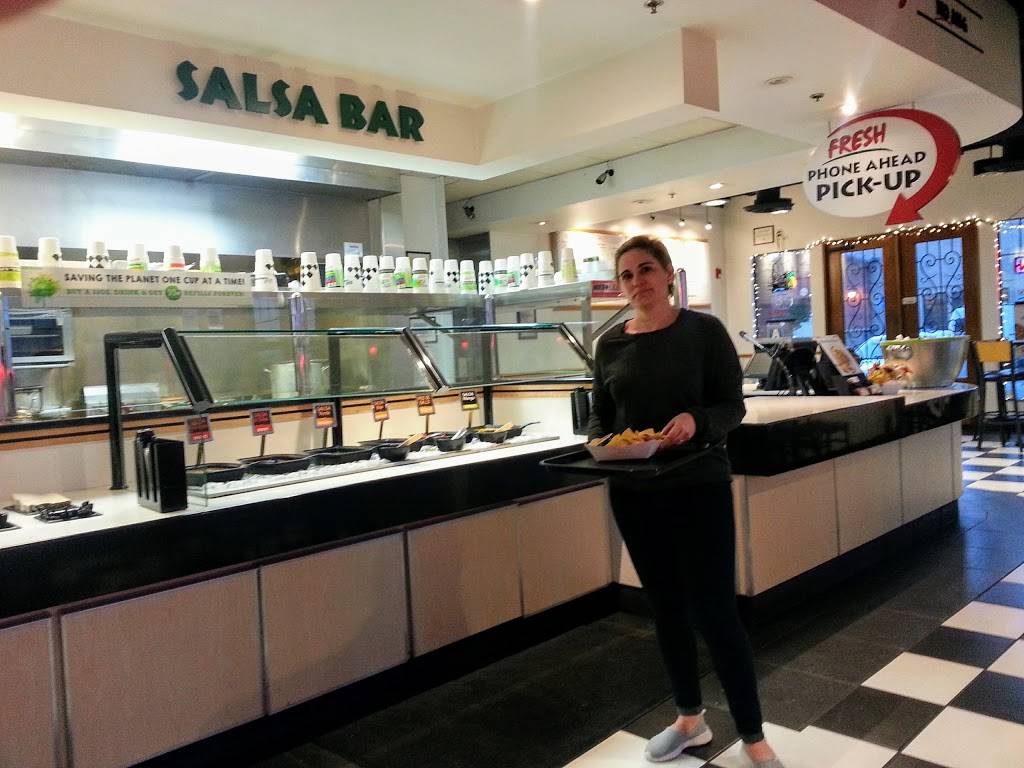 Baja Fresh | restaurant | 1201 24th St Ste D100, Bakersfield, CA 93301, USA | 6613232252 OR +1 661-323-2252