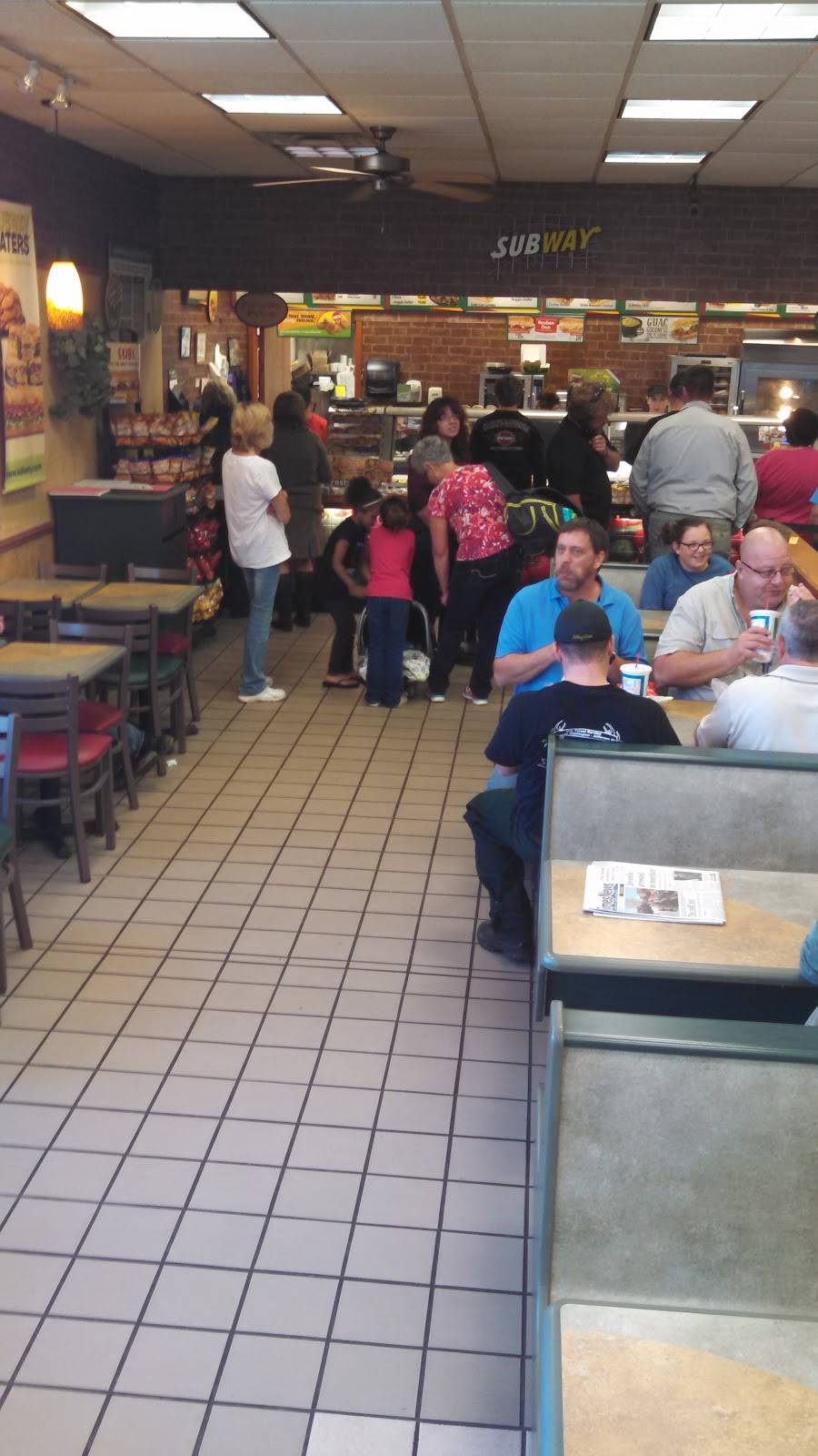 Subway | restaurant | 108 2nd St SW, Coeburn, VA 24230, USA | 2763953065 OR +1 276-395-3065