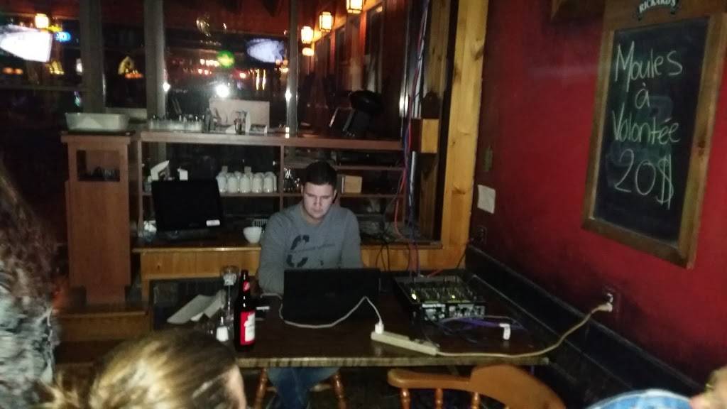 Brasserie Lafontaine | restaurant | 63 Boulevard Saint-Jean-Baptiste, Châteauguay, QC J6J 3H5, Canada | 4506918386 OR +1 450-691-8386