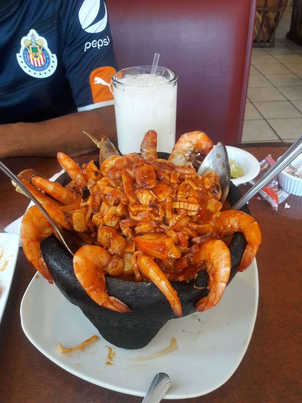 Seafood Islitas | restaurant | 3618 A St, North Highlands, CA 95660, USA | 9163314302 OR +1 916-331-4302