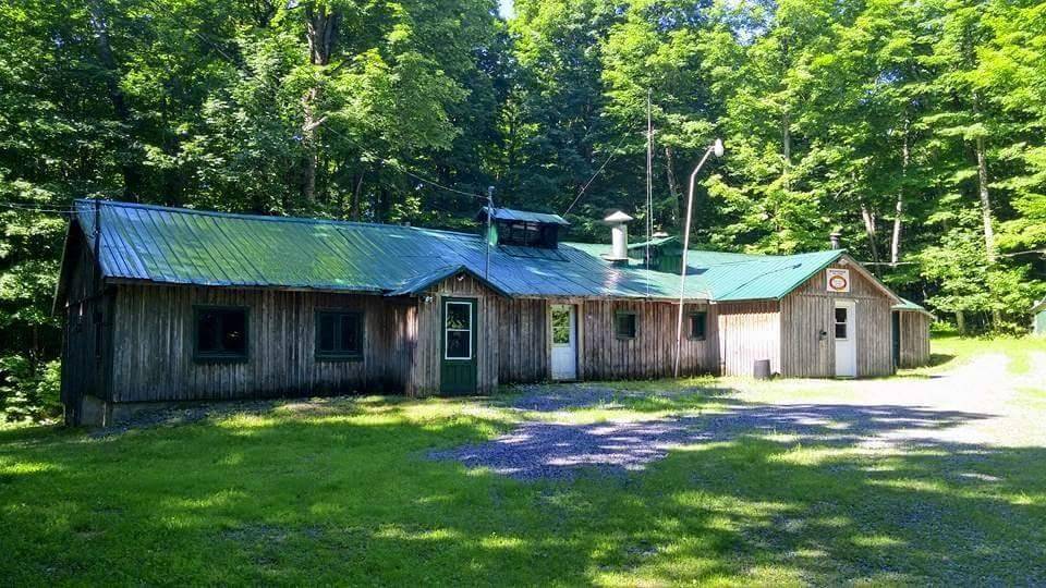 Sucrerie De Bellefeuille | restaurant | 1553 Chemin St Guillaume, Sainte-Marthe, QC J0P 1W0, Canada | 4504594641 OR +1 450-459-4641