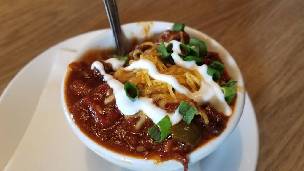 The Kensington Grill | restaurant | 30712 Lyon Center Dr, New Hudson, MI 48165, USA | 2484377077 OR +1 248-437-7077