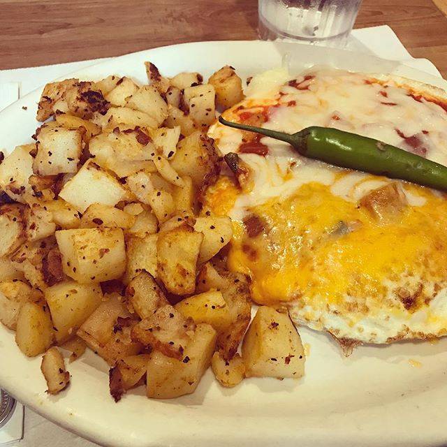 Jinkys Cafe | cafe | 1447 2nd St, Santa Monica, CA 90401, USA | 3109173311 OR +1 310-917-3311