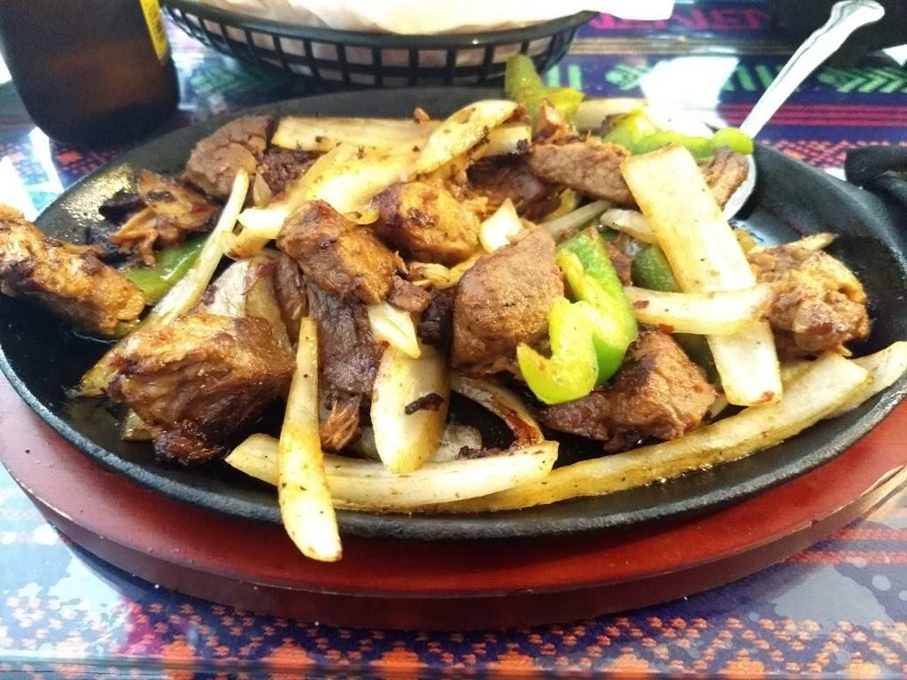 El Tequila Bar & Grill | restaurant | 15546 West, Co Rd B, Hayward, WI 54843, USA | 7159342951 OR +1 715-934-2951