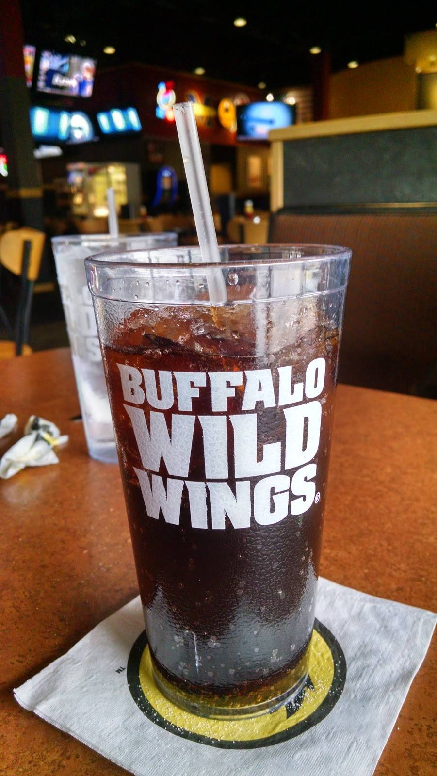 Buffalo Wild Wings | restaurant | 3555 Navarre Ave, Oregon, OH 43616, USA | 4196919453 OR +1 419-691-9453