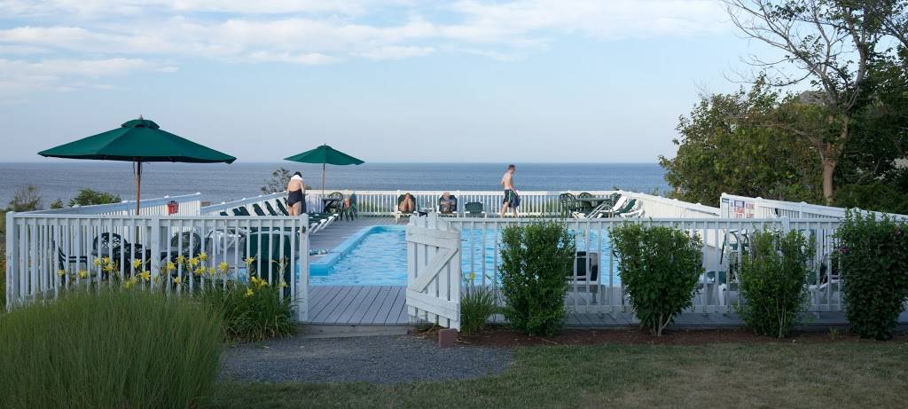 Emerson Inn | restaurant | 1 Cathedral Ave, Rockport, MA 01966, USA | 9785466321 OR +1 978-546-6321