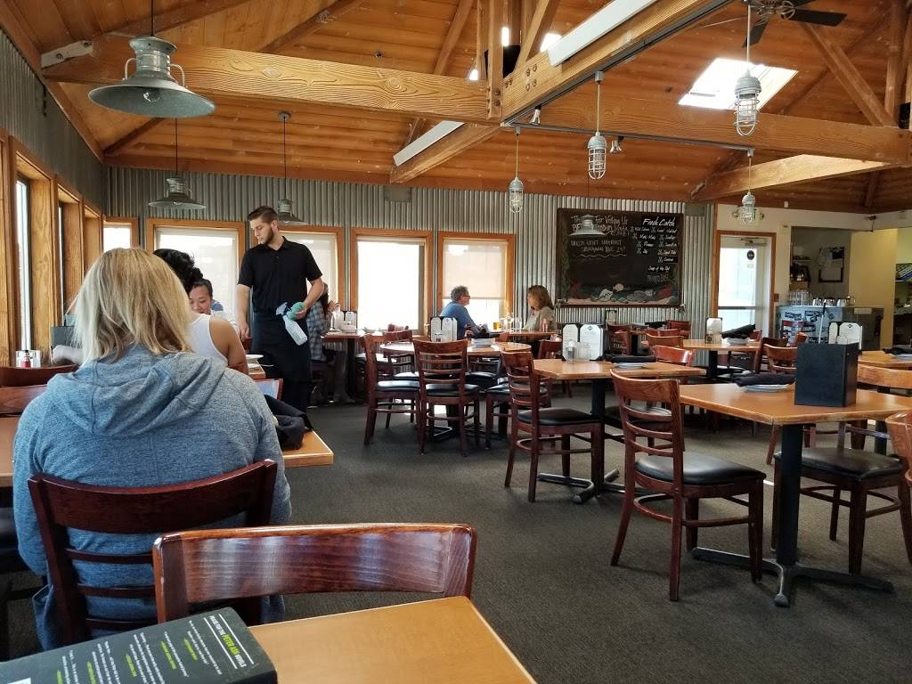 Johnnys Harborside | restaurant | 493 Lake Ave, Santa Cruz, CA 95062, USA | 8314793430 OR +1 831-479-3430