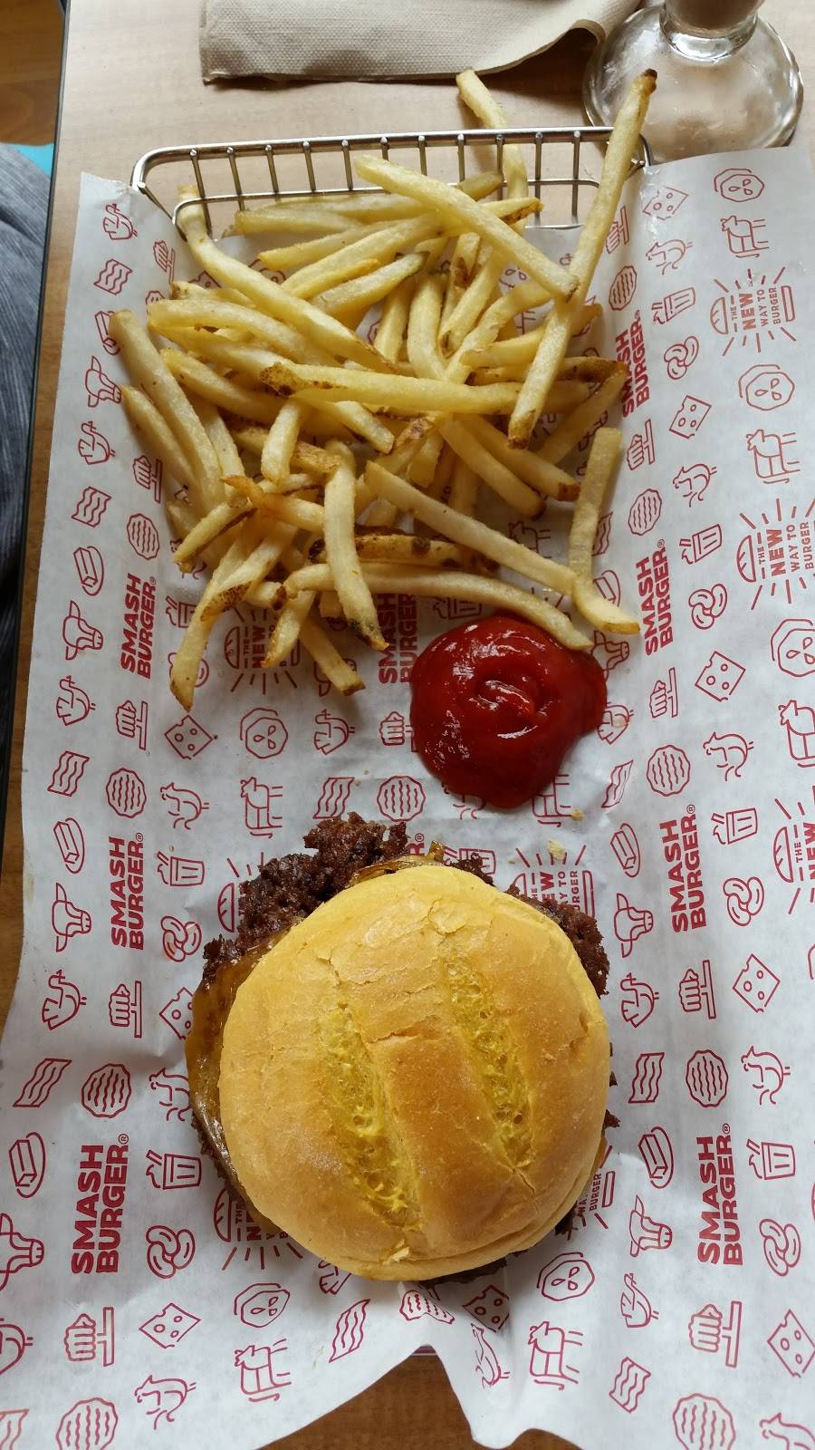 Smashburger | restaurant | 409 N Pacific Coast Hwy Ste 110, Redondo Beach, CA 90277, USA | 3103474656 OR +1 310-347-4656