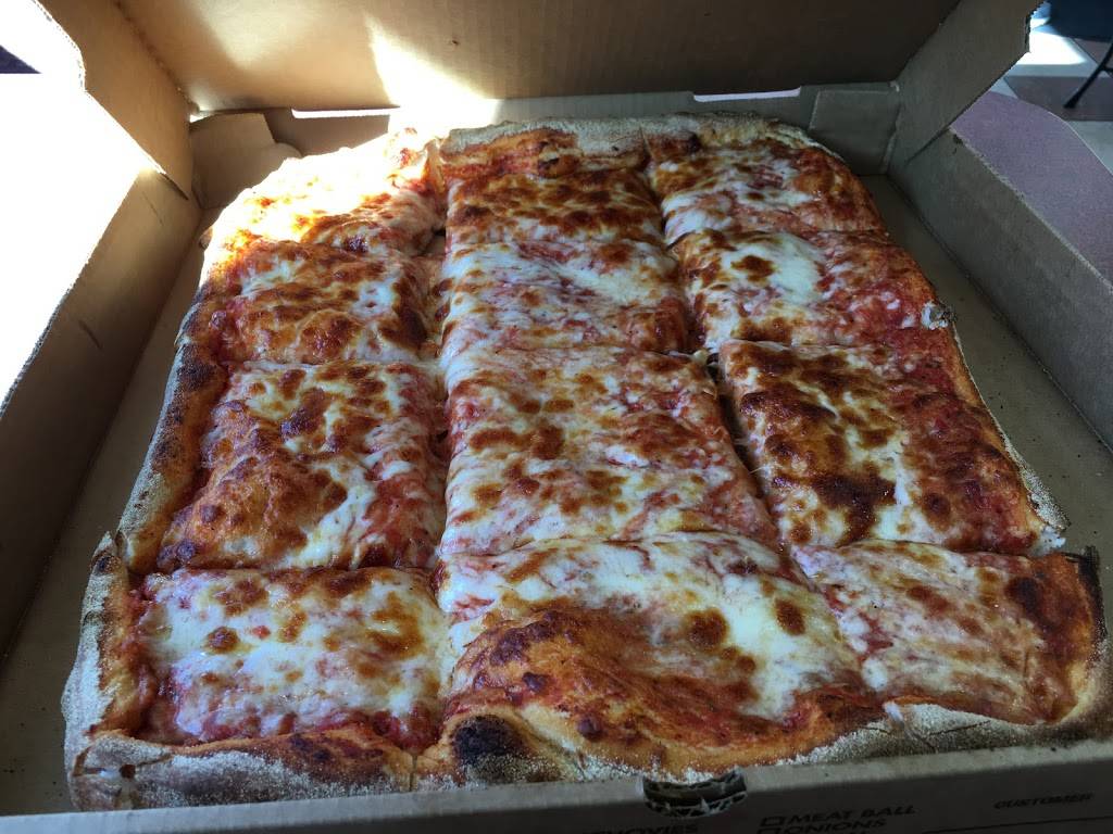 Glorias Pizzeria | restaurant | 920 Main St, Winchester, MA 01890, USA | 7817286096 OR +1 781-728-6096