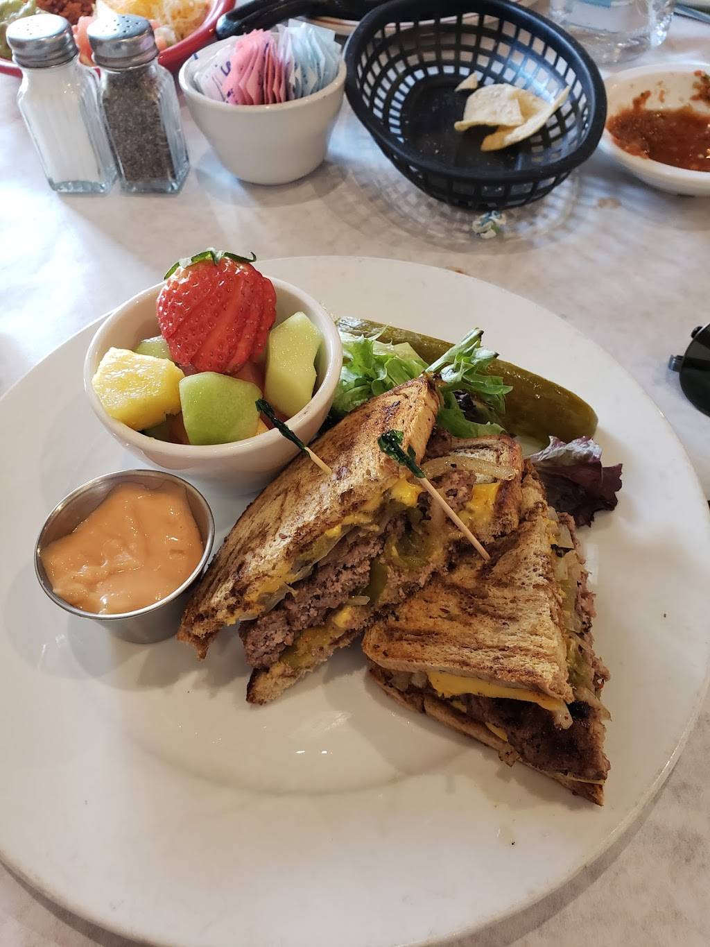 Baca Boys Cafe | restaurant | 102 4th St NW, Albuquerque, NM 87102, USA | 5052000065 OR +1 505-200-0065