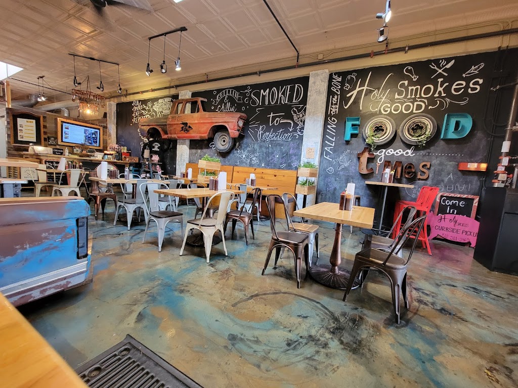 Holy Smokes | restaurant | 251 S Main St, Yuma, AZ 85364, USA | 9285813465 OR +1 928-581-3465