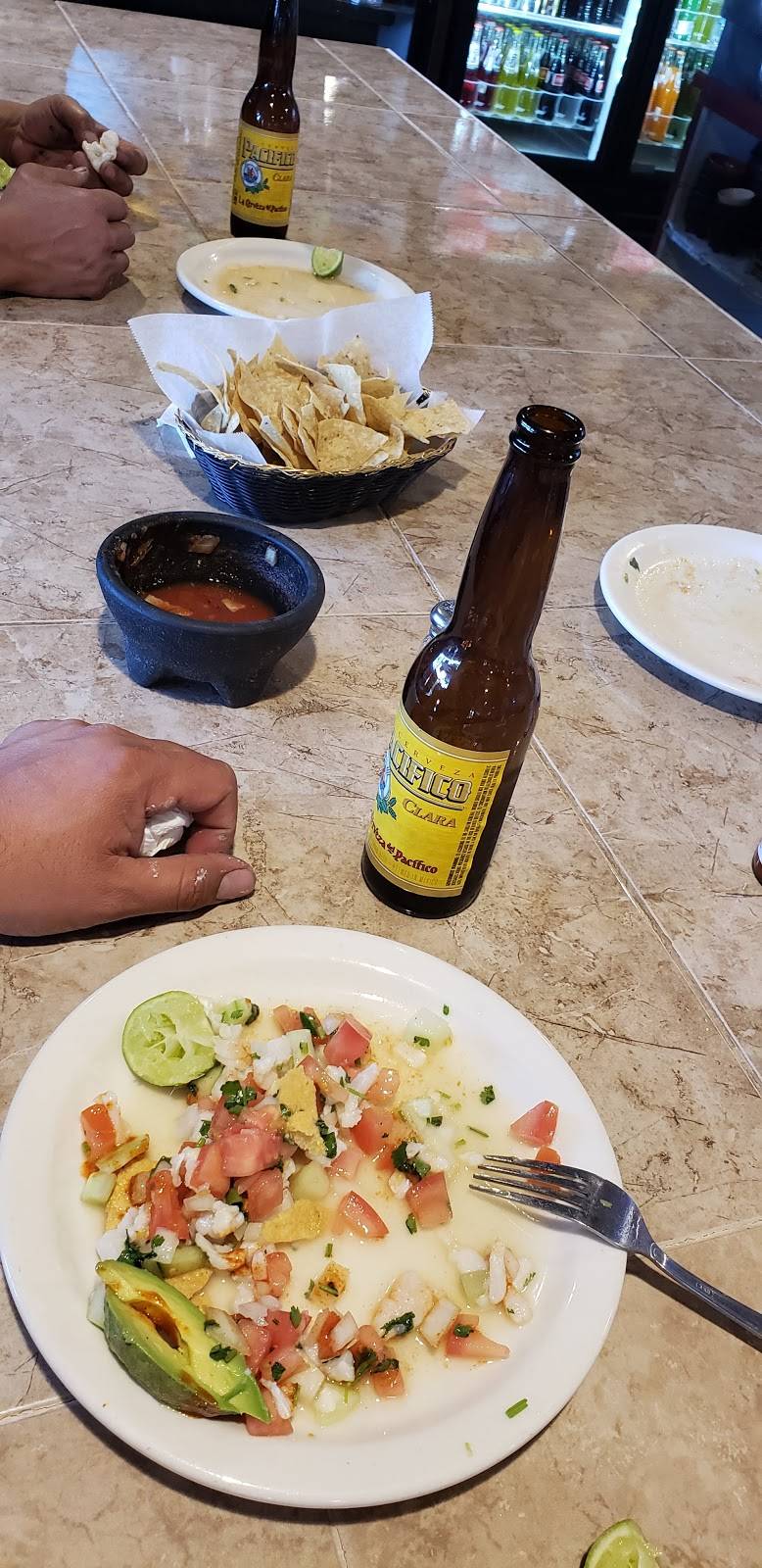 Marisco Los Pinos | restaurant | 1551 W Mission Rd # J, San Marcos, CA 92069, USA | 7607441529 OR +1 760-744-1529