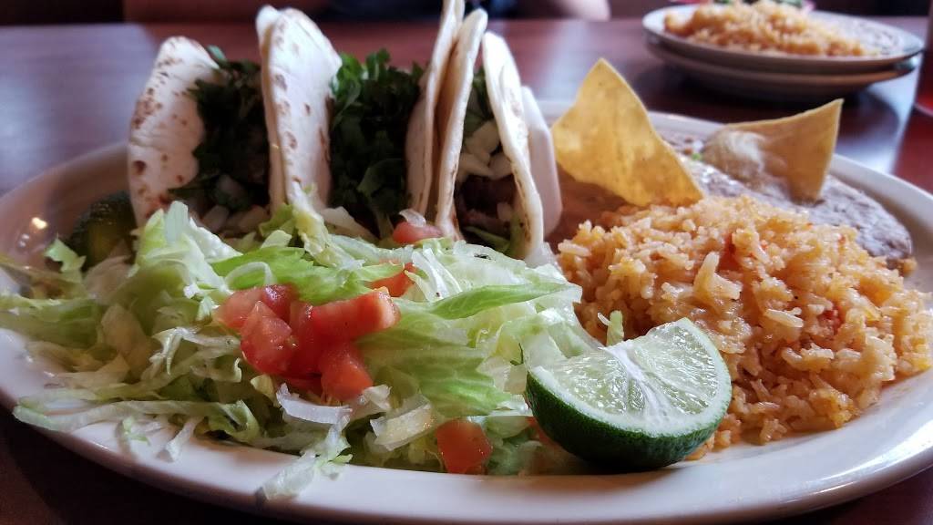 Camelias Mexican Grill | restaurant | 1304 E Eleven Mile Rd, Royal Oak, MI 48067, USA | 2485448900 OR +1 248-544-8900