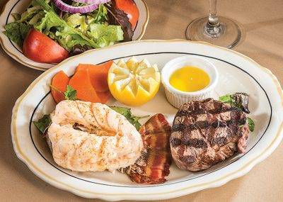 Fireside Chophouse Bar & Grill | restaurant | 1995 Richmond Rd, Williamsburg, VA 23185, USA | 7572293310 OR +1 757-229-3310