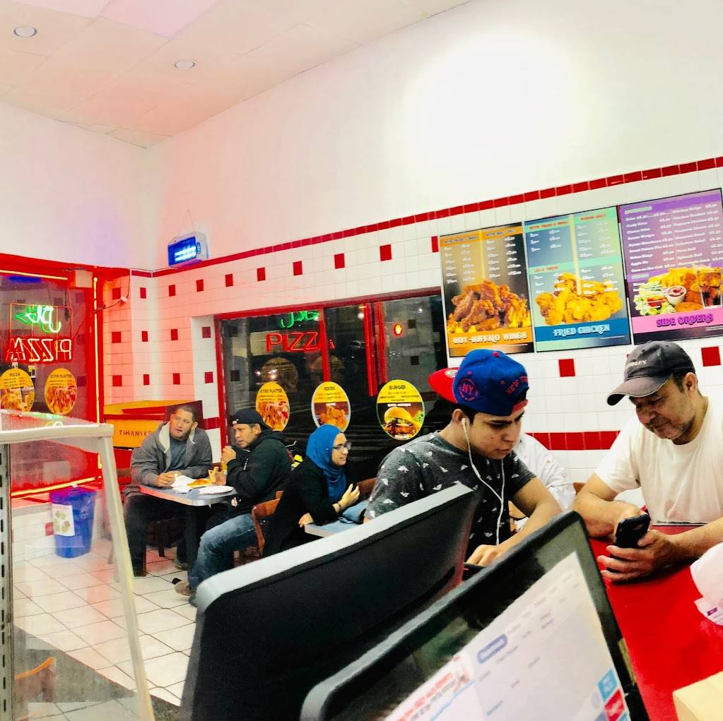 Crown Fried Chicken | restaurant | 18803 Jamaica Ave, Hollis, NY 11423, USA | 7184134707 OR +1 718-413-4707