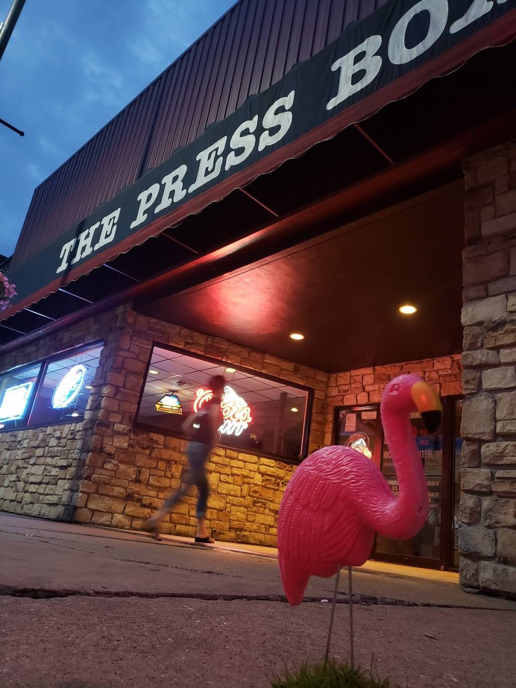 Press Box | restaurant | 165 W Court St, Richland Center, WI 53581, USA | 6086474012 OR +1 608-647-4012