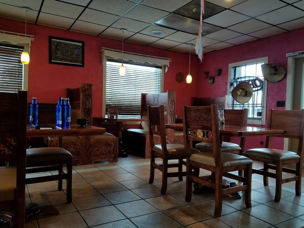 Taco Loco express mexican kitchen | restaurant | 2006 W Reynolds St #1, Plant City, FL 33563, USA | 8137528841 OR +1 813-752-8841