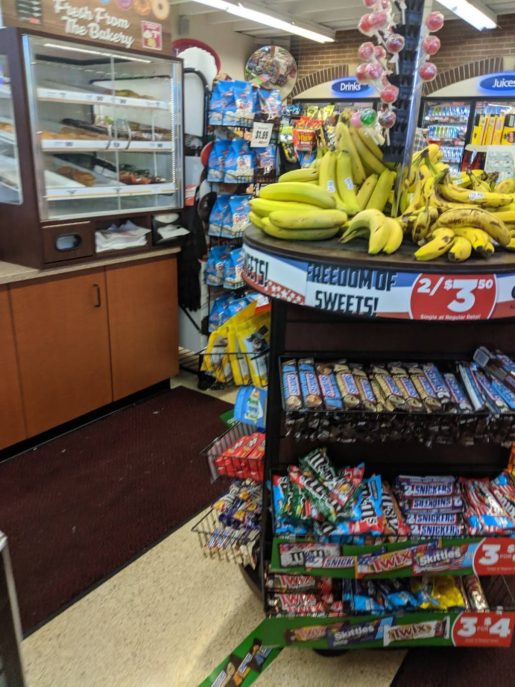 Circle K | meal takeaway | 419 S Main St, Niles, OH 44446, USA | 3306520356 OR +1 330-652-0356