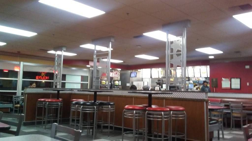 Carls Jr. | restaurant | 424 W Los Feliz Rd, Glendale, CA 91204, USA | 8182403941 OR +1 818-240-3941