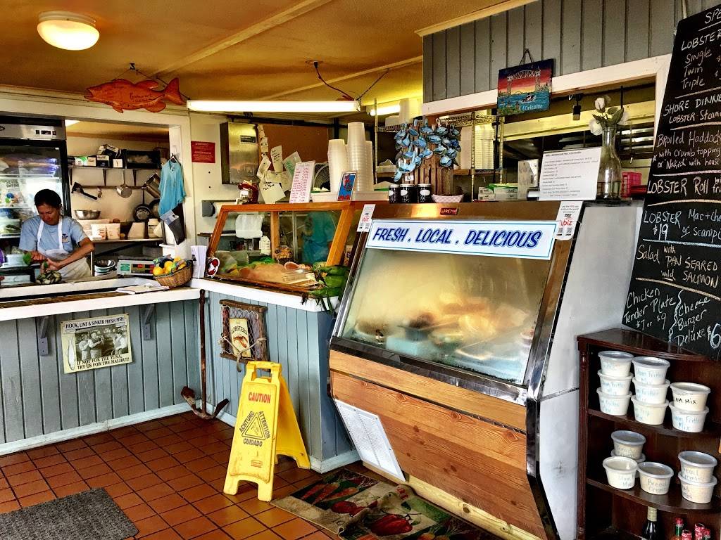 East Wind Lobster and Grille | meal takeaway | 2 Main St, Buzzards Bay, MA 02532, USA | 5087591857 OR +1 508-759-1857