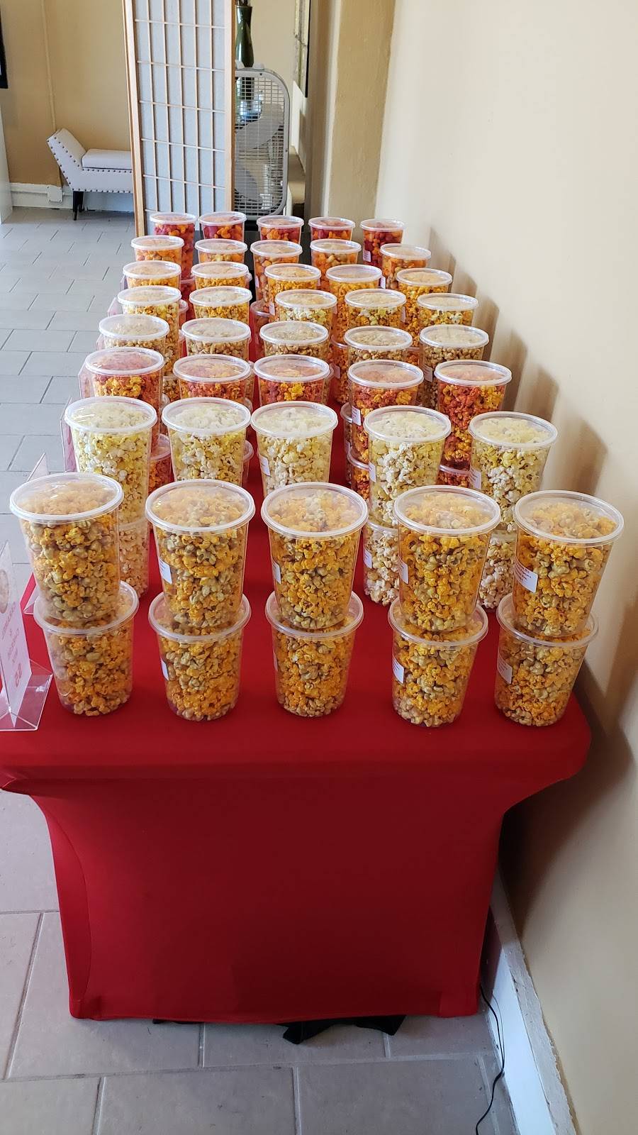 Miller Gourmet Popcorn Shop | meal takeaway | 321 W National Ave, Milwaukee, WI 53204, USA | 4143051081 OR +1 414-305-1081