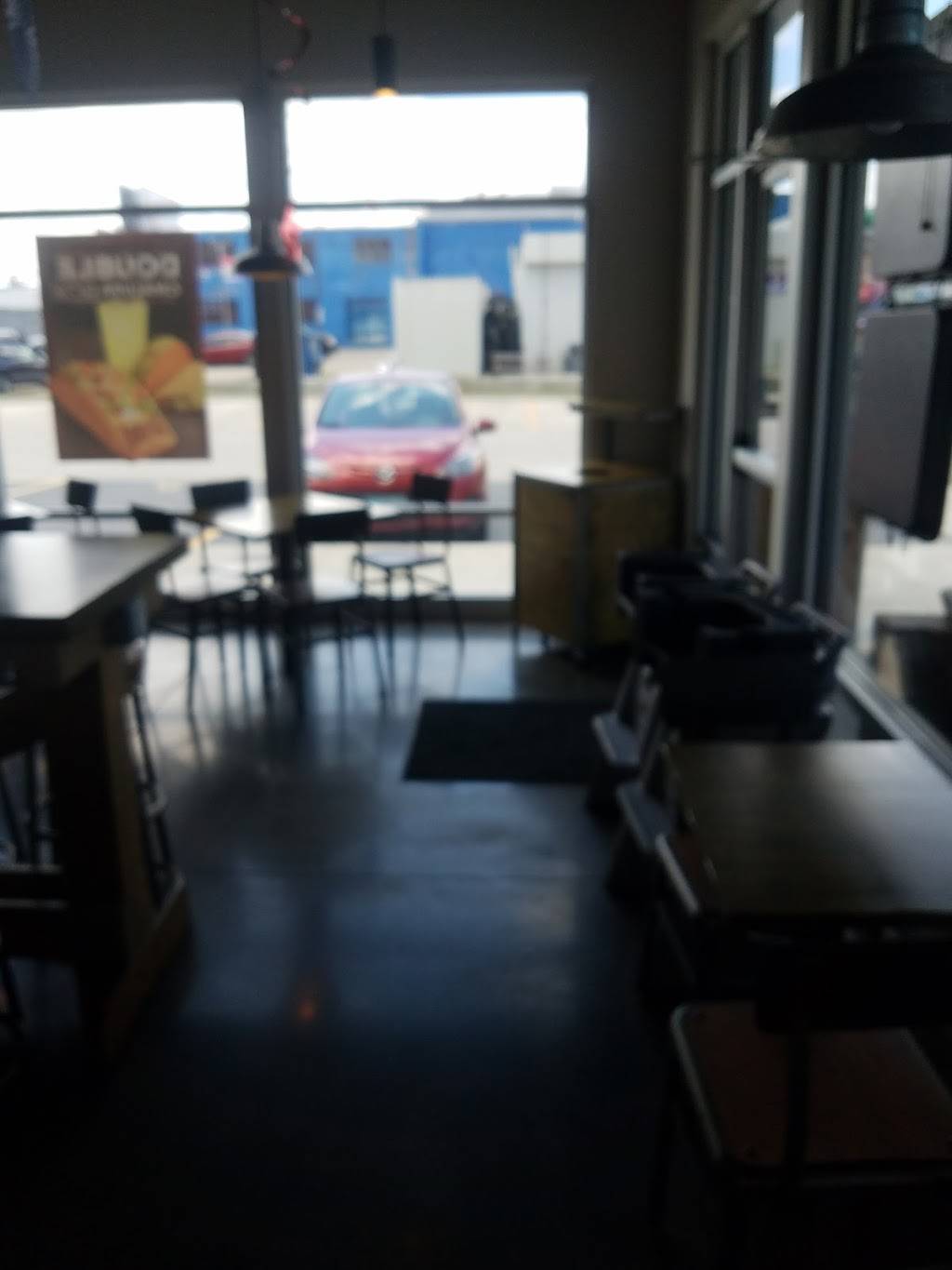 Taco Bell | meal takeaway | 115 E Water St, Oak Harbor, OH 43449, USA | 4196076280 OR +1 419-607-6280