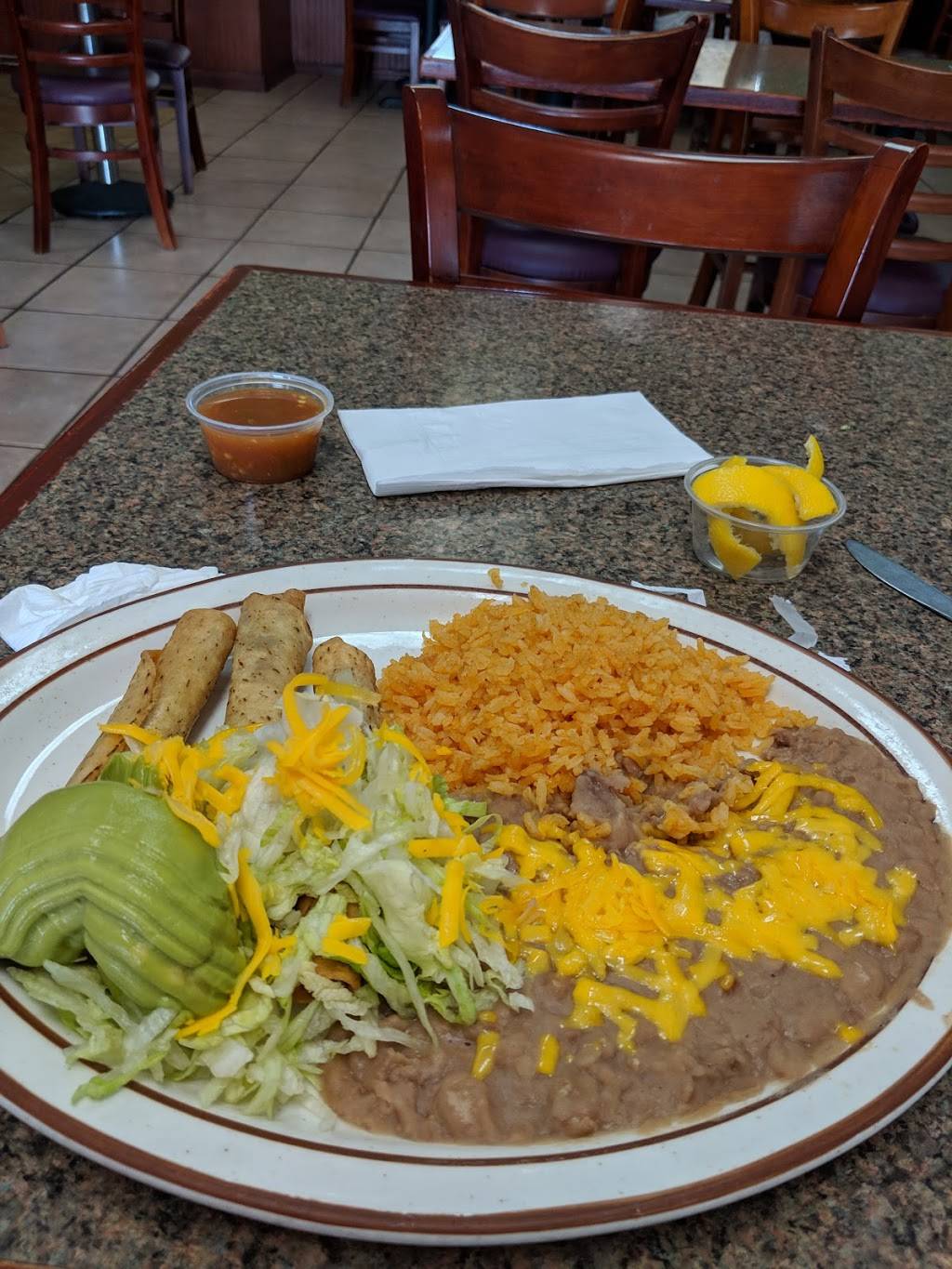 Los Molcajetes | restaurant | 81096 CA-111 ste e, Indio, CA 92201, USA | 7603475339 OR +1 760-347-5339