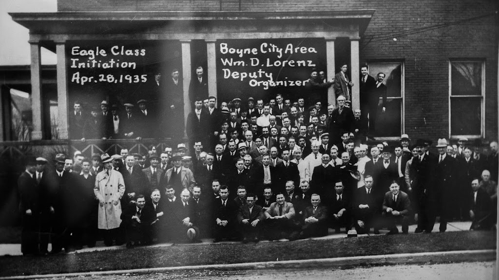 Boyne City Eagles | restaurant | 106 River St, Boyne City, MI 49712, USA | 2315822693 OR +1 231-582-2693