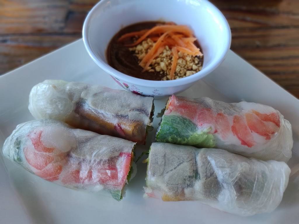 OMG Pho | restaurant | 201 Vertin Blvd, Shorewood, IL 60404, USA | 8157336630 OR +1 815-733-6630