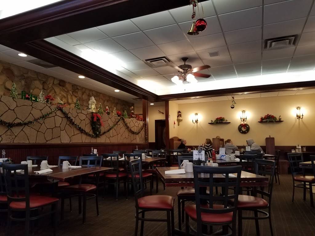 Sunshine Family Restaurant West | restaurant | 1575 John F Kennedy Rd, Dubuque, IA 52002, USA | 5635573000 OR +1 563-557-3000