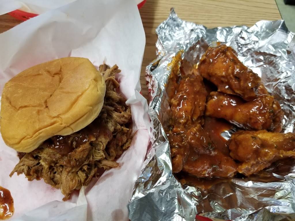 Smittys Southern Style BBQ | restaurant | 474 E Irvine St, Richmond, KY 40475, USA | 8596618450 OR +1 859-661-8450